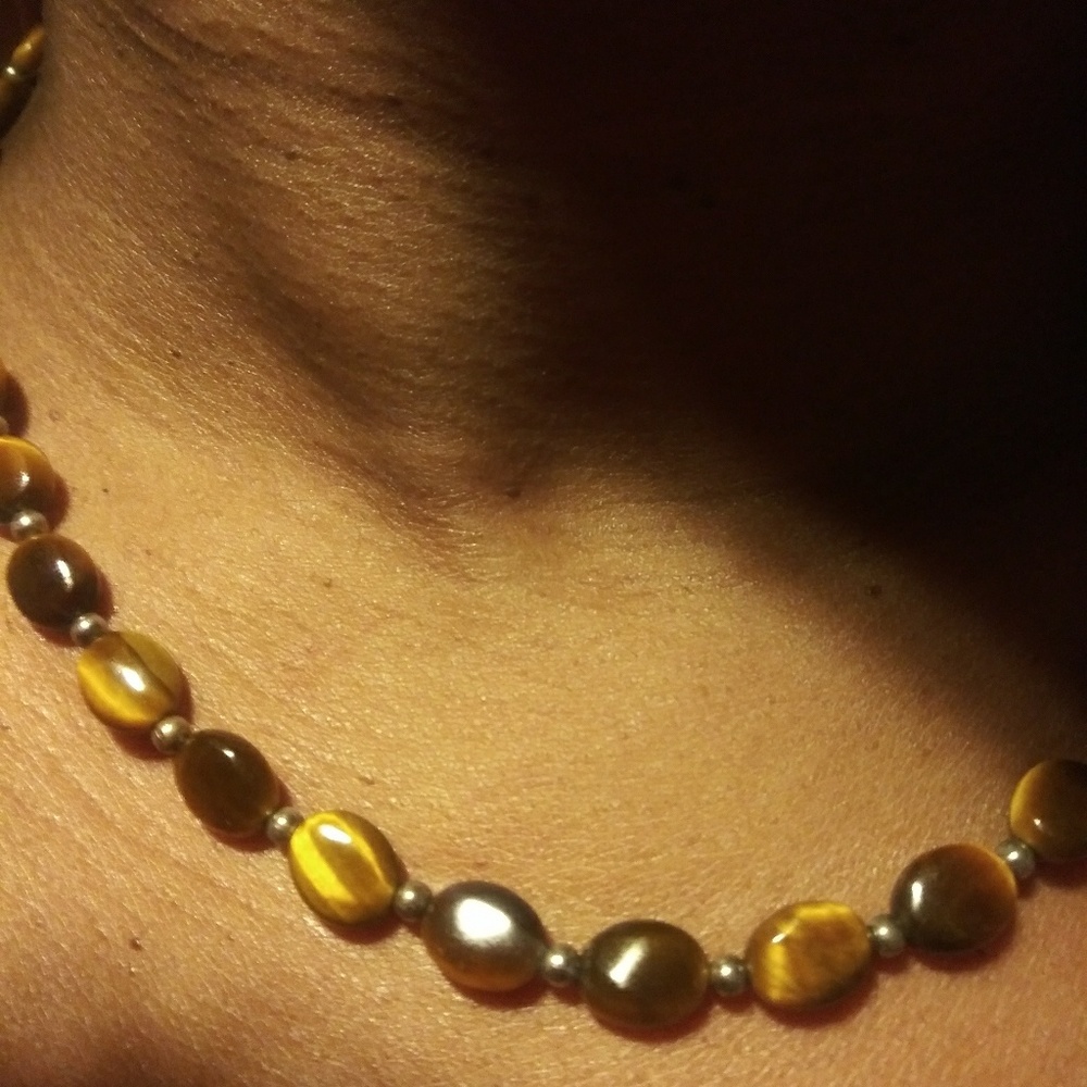 Nice tiger eye necklace